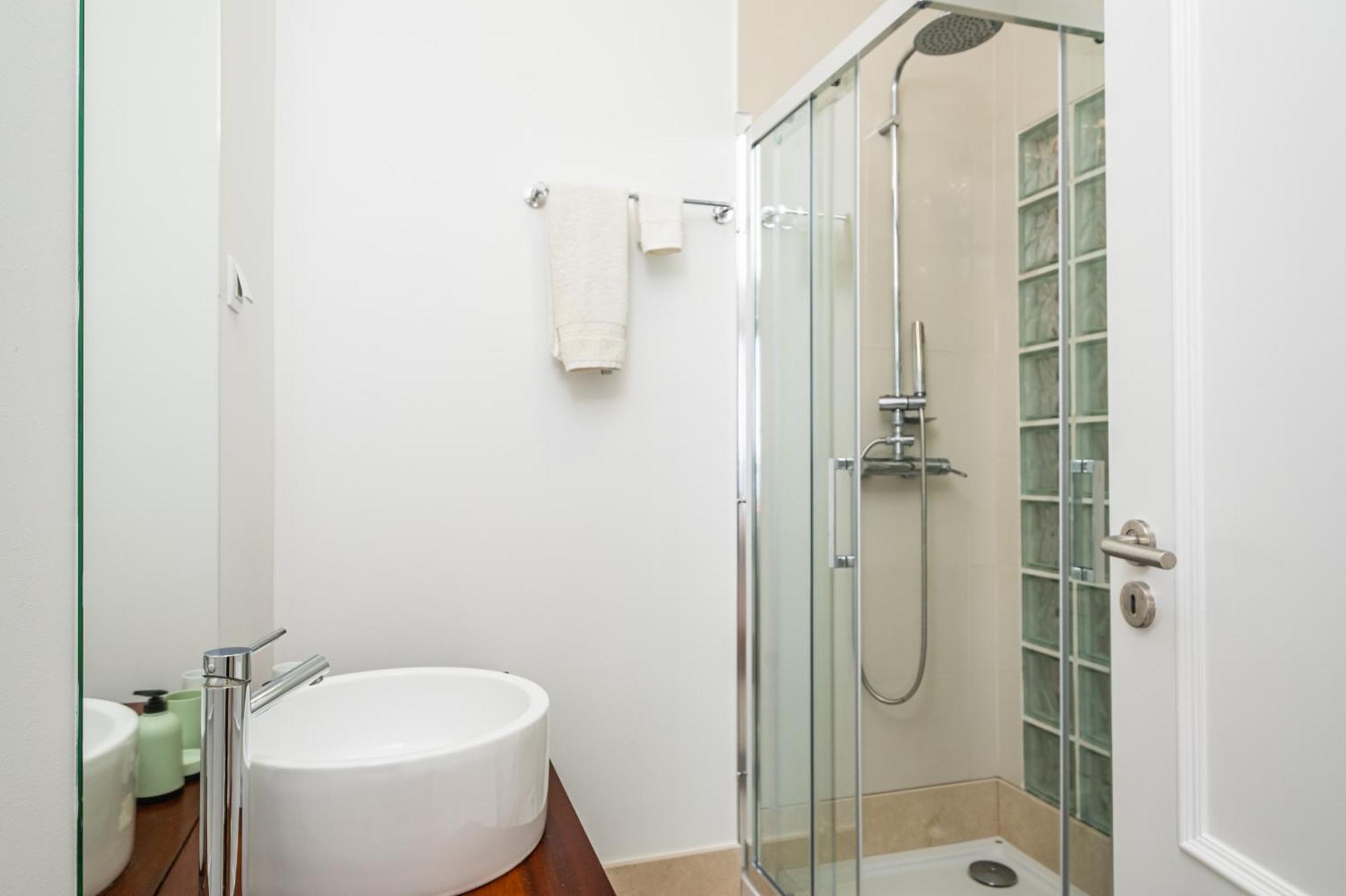 View - By Wehost Appartement *